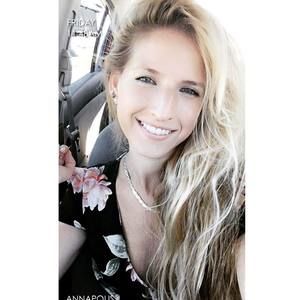 Meet your Posher, Jenna